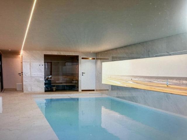Schravenhoek Met Indoorzwembad En Sauna Veurne Exterior photo